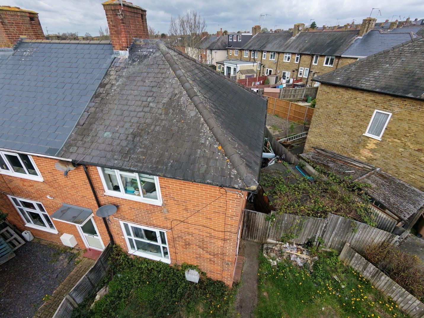 Condensation & QPCR Mould Survey in Morden (SM4)
